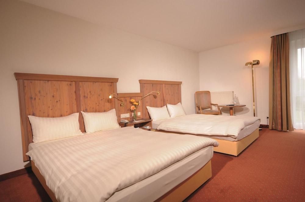 Parkhotel Weingarten Вайнгартен Екстериор снимка