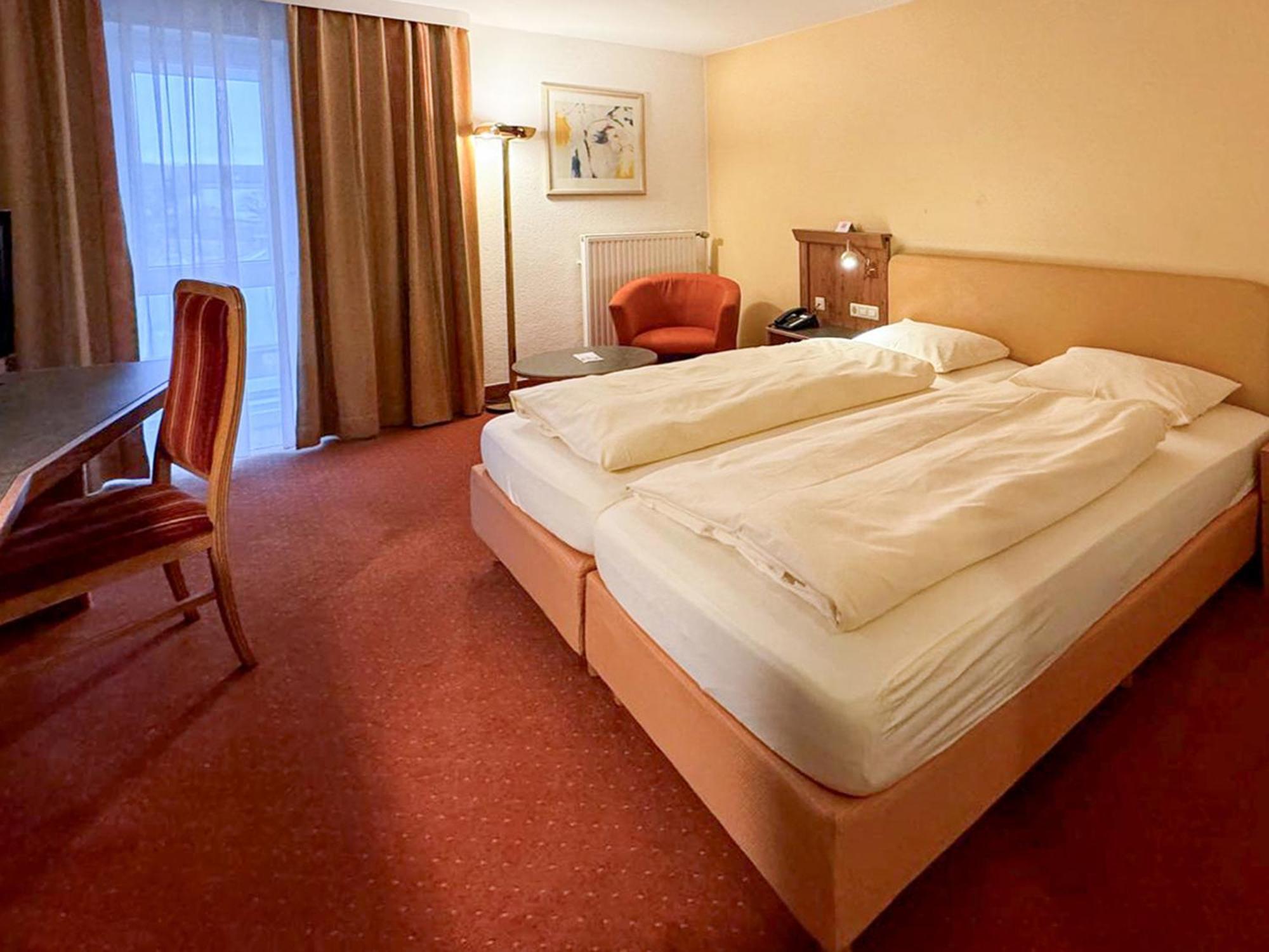 Parkhotel Weingarten Вайнгартен Екстериор снимка